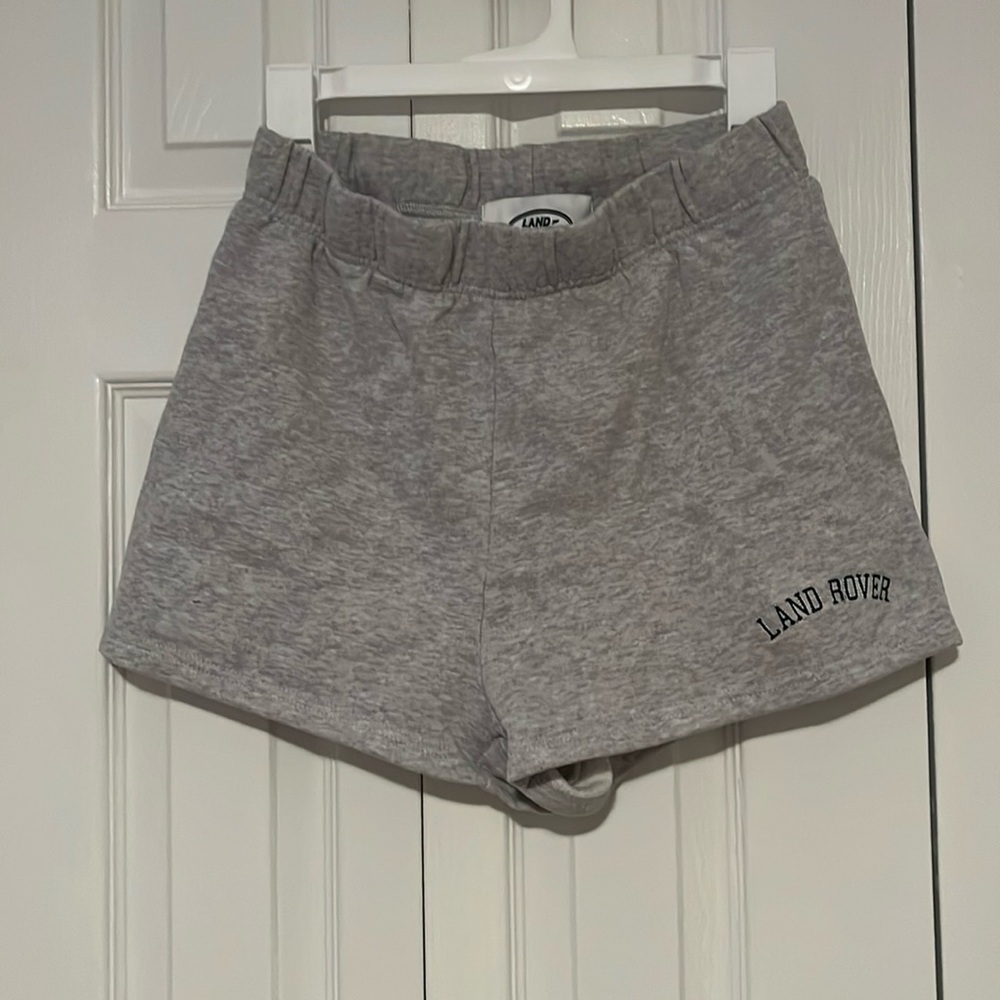 PacSun Land Rover cotton shorts